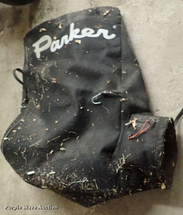 image for item FK9653 Parker Scavenger SV-8930Q leaf vacuum