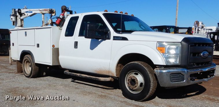 image for item FK9965 2011 Ford F350 Super Duty SuperCab pickup truck cab and chassis