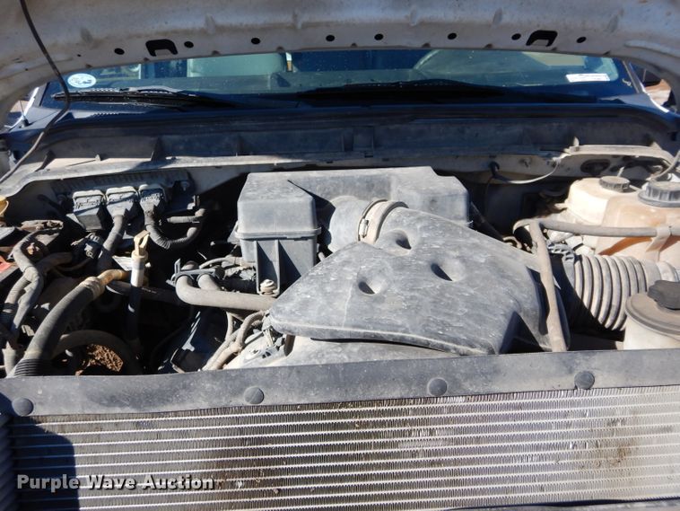 image for item FK9965 2011 Ford F350 Super Duty SuperCab pickup truck cab and chassis