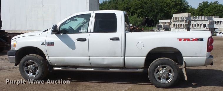 image for item FM9735 2009 Dodge Ram 2500 Quad Cab pickup truck