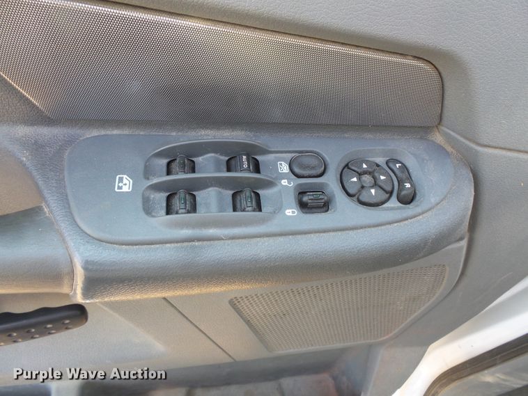 image for item FM9735 2009 Dodge Ram 2500 Quad Cab pickup truck