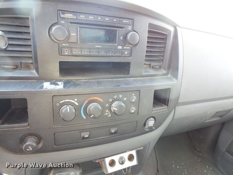 image for item FM9735 2009 Dodge Ram 2500 Quad Cab pickup truck