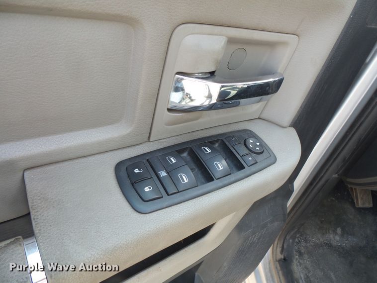 image for item FM9740 2009 Dodge Ram 1500 Quad Cab pickup truck