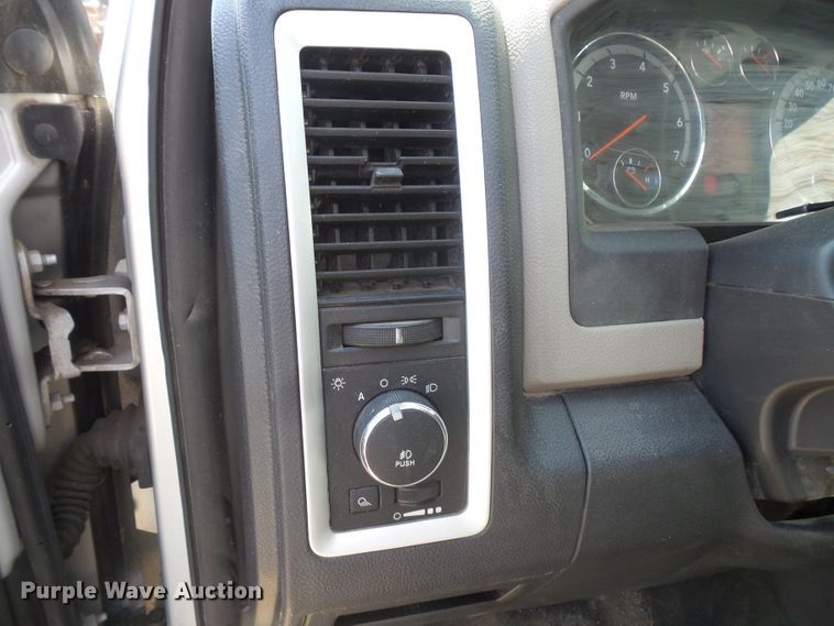 image for item FM9740 2009 Dodge Ram 1500 Quad Cab pickup truck