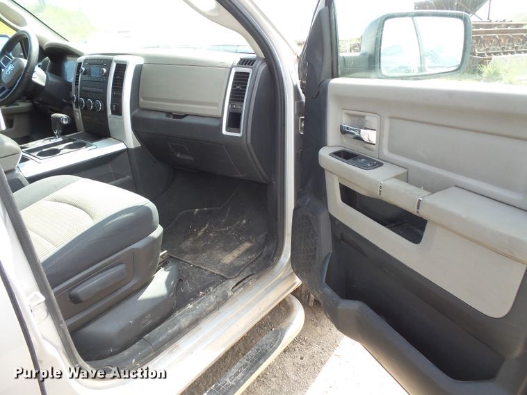 image for item FM9740 2009 Dodge Ram 1500 Quad Cab pickup truck