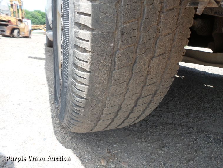 image for item FM9740 2009 Dodge Ram 1500 Quad Cab pickup truck