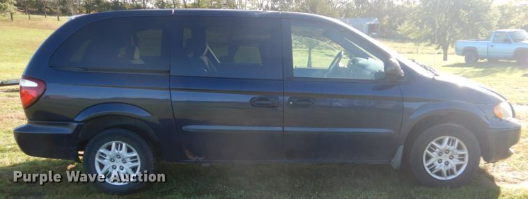 image for item FU9706 2004 Dodge Grand Caravan van