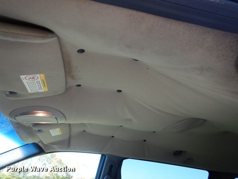 image for item FU9706 2004 Dodge Grand Caravan van