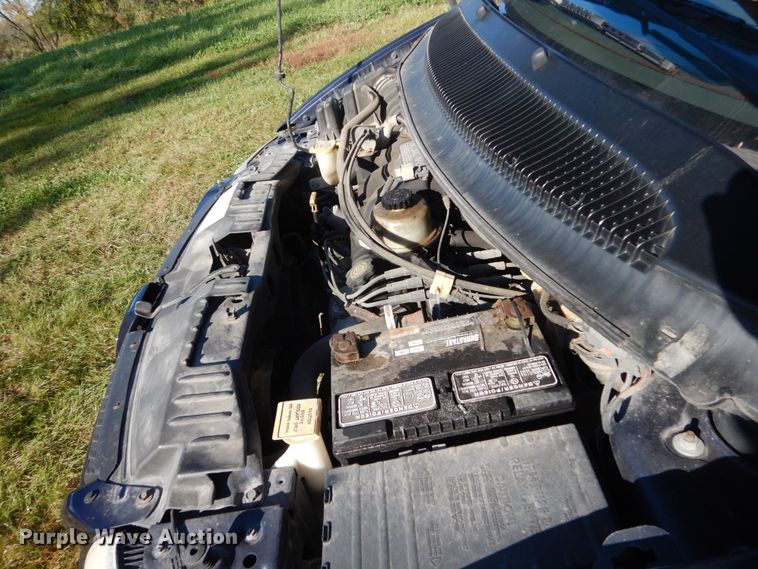 image for item FU9706 2004 Dodge Grand Caravan van