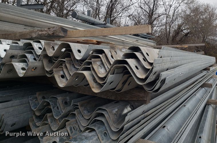 image for item FW9563 (20) guard rail sections