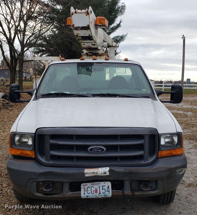 image for item FW9566 2000 Ford F350 Super Duty bucket truck