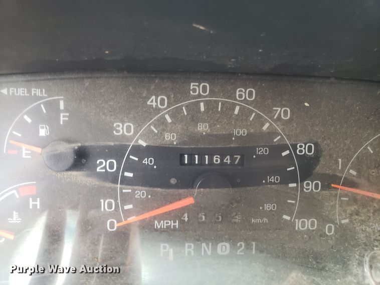 image for item FW9566 2000 Ford F350 Super Duty bucket truck