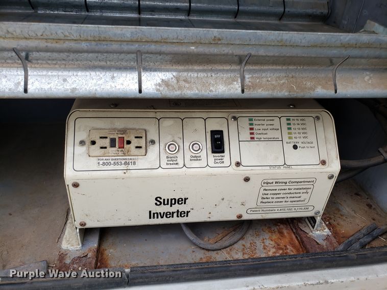 image for item FW9566 2000 Ford F350 Super Duty bucket truck