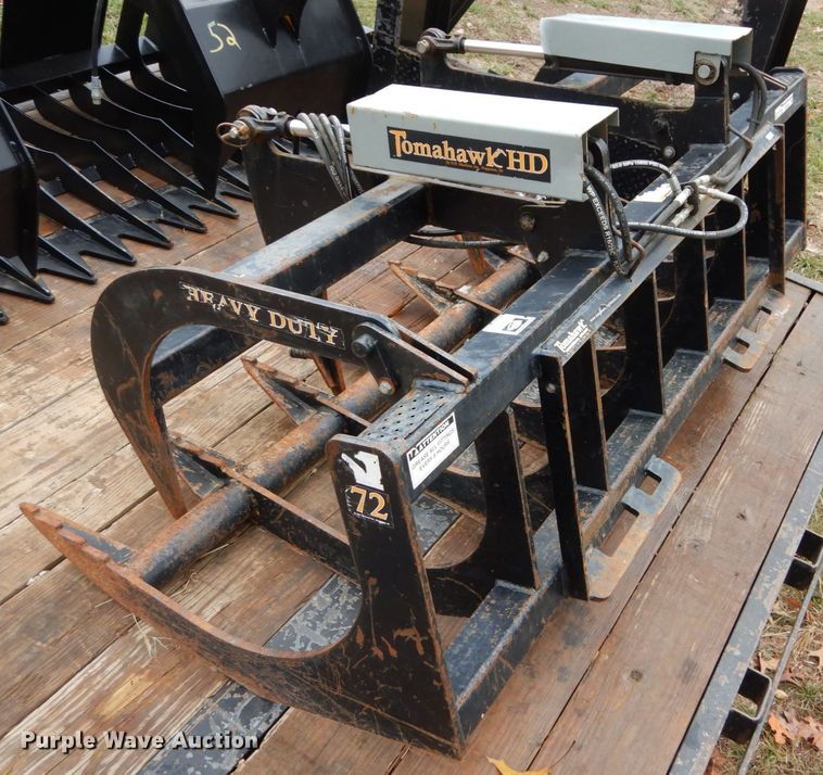 image for item GC9363 72"W skid steer grapple bucket