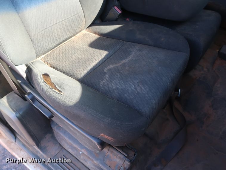 image for item GD9878 2011 Chevrolet Silverado 2500HD Ext. Cab pickup truck