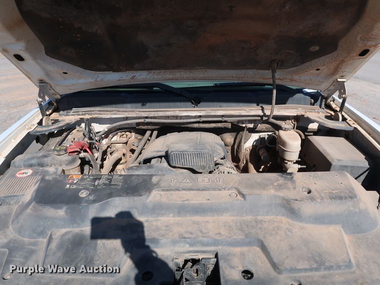 image for item GD9878 2011 Chevrolet Silverado 2500HD Ext. Cab pickup truck