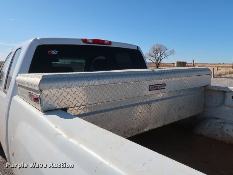 image for item GD9878 2011 Chevrolet Silverado 2500HD Ext. Cab pickup truck