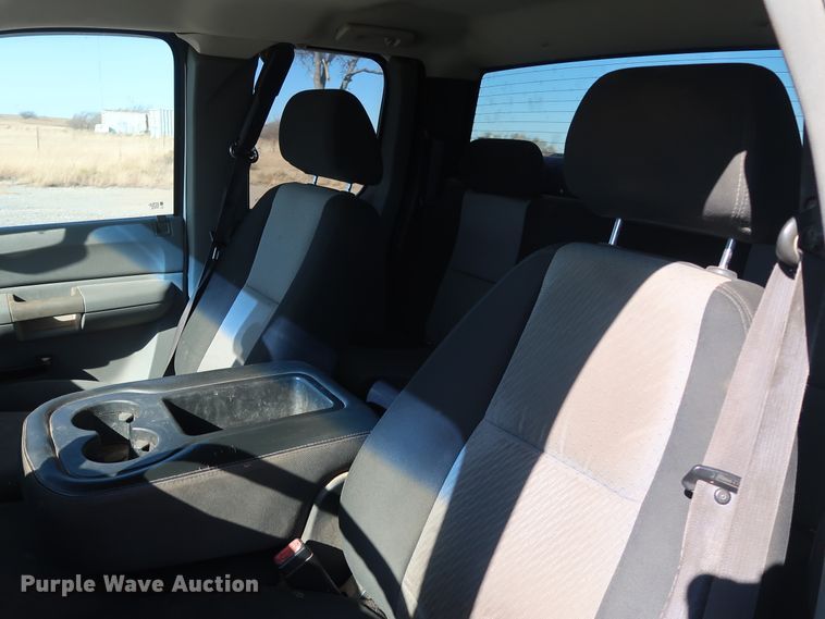 image for item GD9879 2009 Chevrolet Silverado 2500HD pickup truck