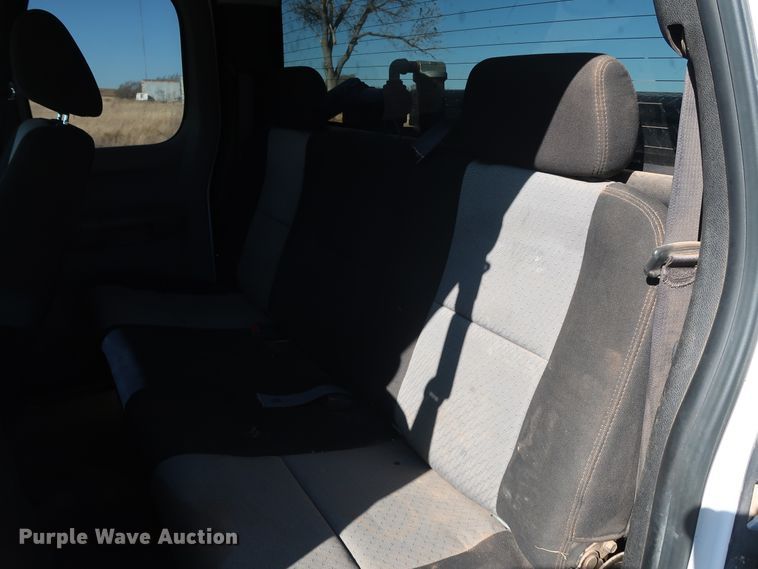 image for item GD9879 2009 Chevrolet Silverado 2500HD pickup truck