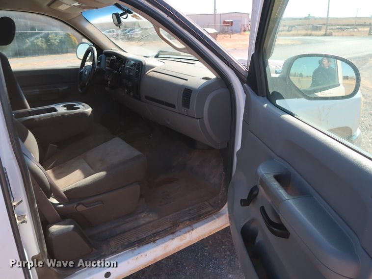 image for item GD9879 2009 Chevrolet Silverado 2500HD pickup truck