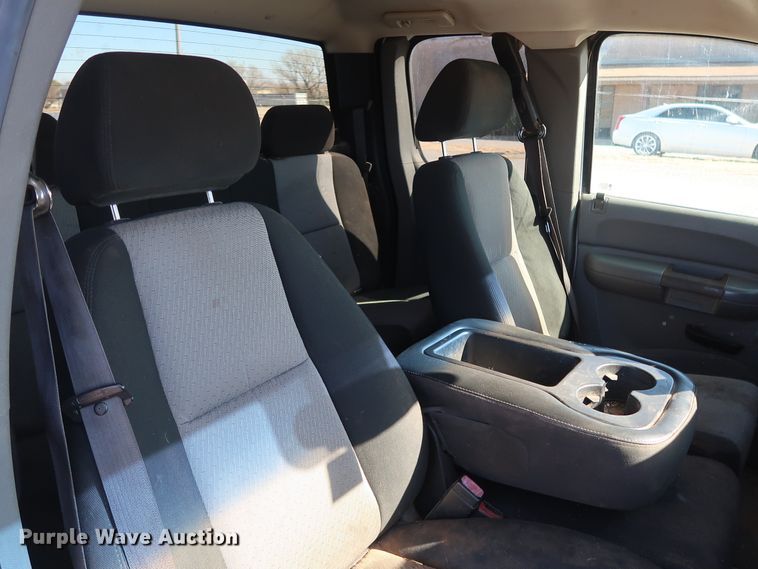 image for item GD9879 2009 Chevrolet Silverado 2500HD pickup truck