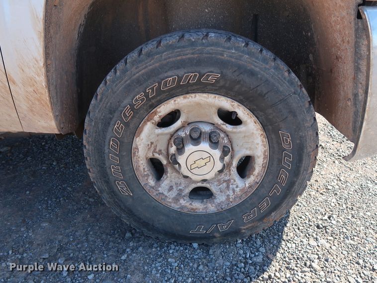 image for item GD9879 2009 Chevrolet Silverado 2500HD pickup truck