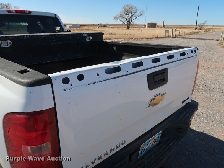 image for item GD9879 2009 Chevrolet Silverado 2500HD pickup truck