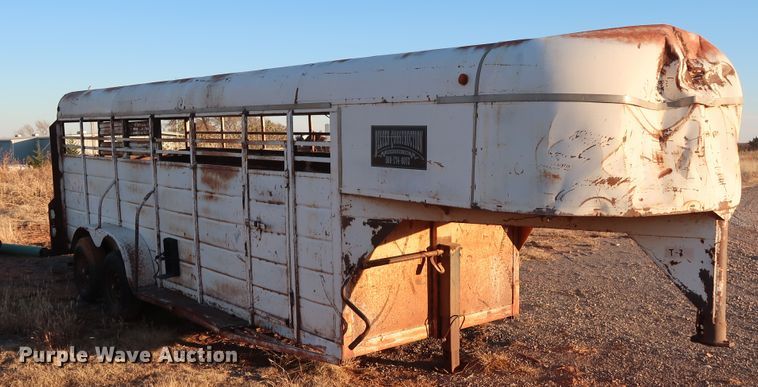 image for item GD9882 WW livestock trailer