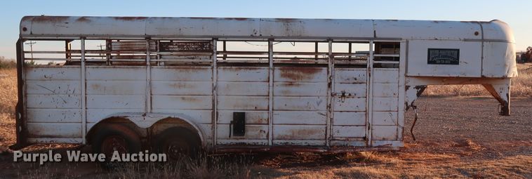 image for item GD9882 WW livestock trailer
