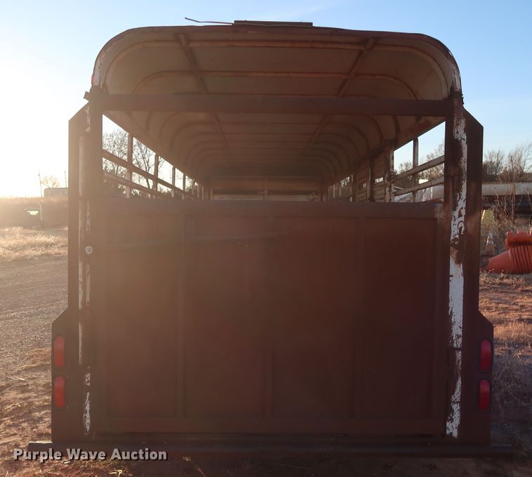 image for item GD9882 WW livestock trailer