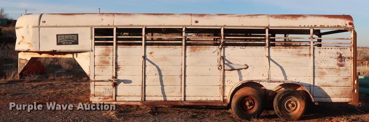 image for item GD9882 WW livestock trailer