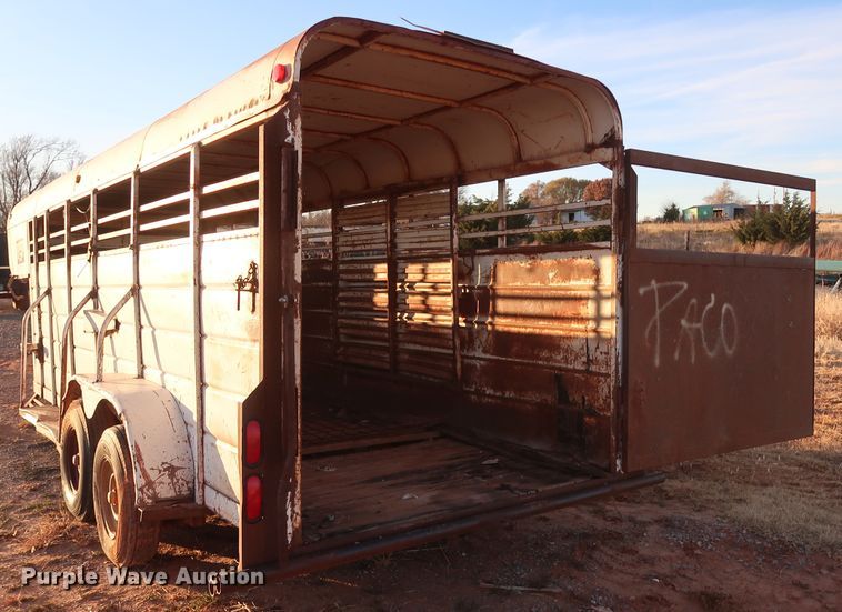 image for item GD9882 WW livestock trailer