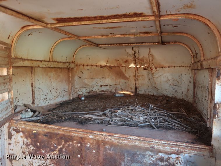 image for item GD9882 WW livestock trailer