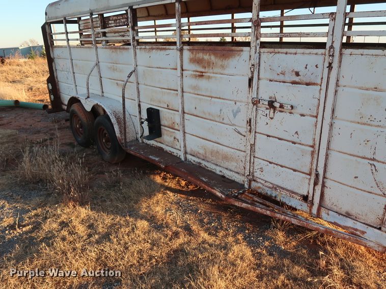 image for item GD9882 WW livestock trailer