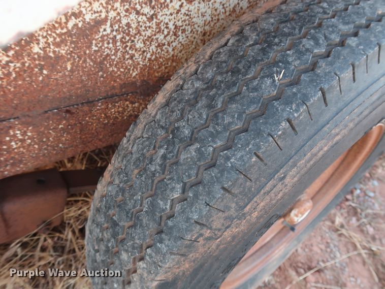 image for item GD9882 WW livestock trailer