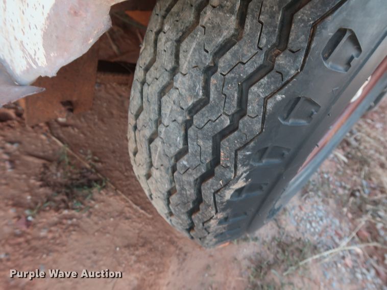 image for item GD9882 WW livestock trailer