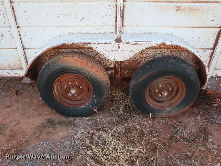 image for item GD9882 WW livestock trailer