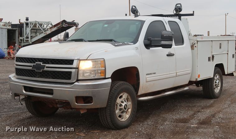 image for item GD9905 2011 Chevrolet Silverado 2500 Ext. Cab utility bed pickup truck