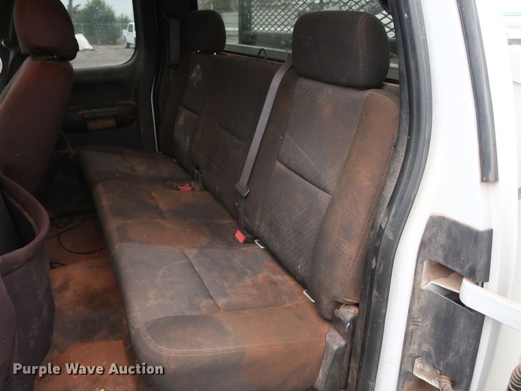 image for item GD9905 2011 Chevrolet Silverado 2500 Ext. Cab utility bed pickup truck