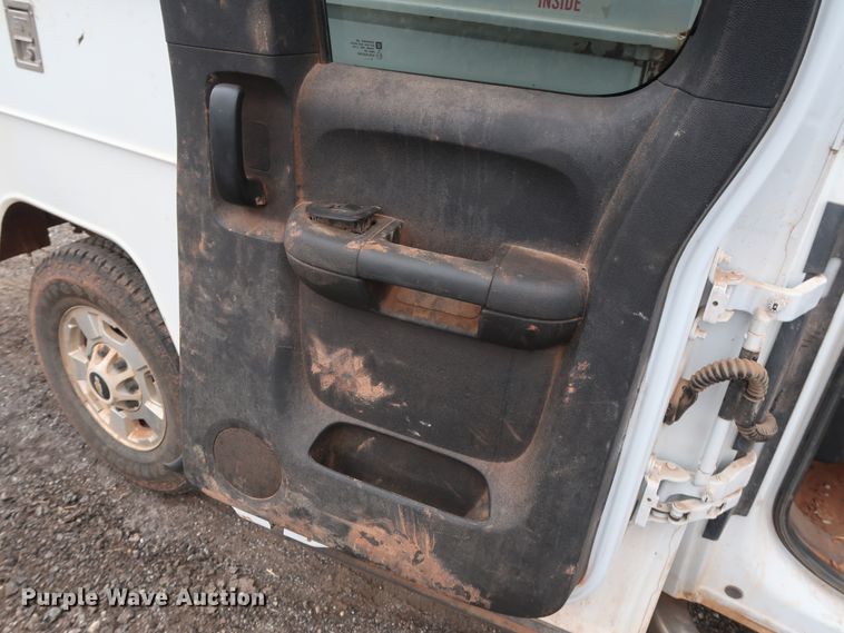 image for item GD9905 2011 Chevrolet Silverado 2500 Ext. Cab utility bed pickup truck