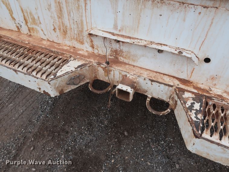 image for item GD9905 2011 Chevrolet Silverado 2500 Ext. Cab utility bed pickup truck