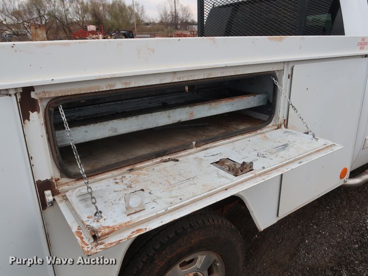 image for item GD9905 2011 Chevrolet Silverado 2500 Ext. Cab utility bed pickup truck