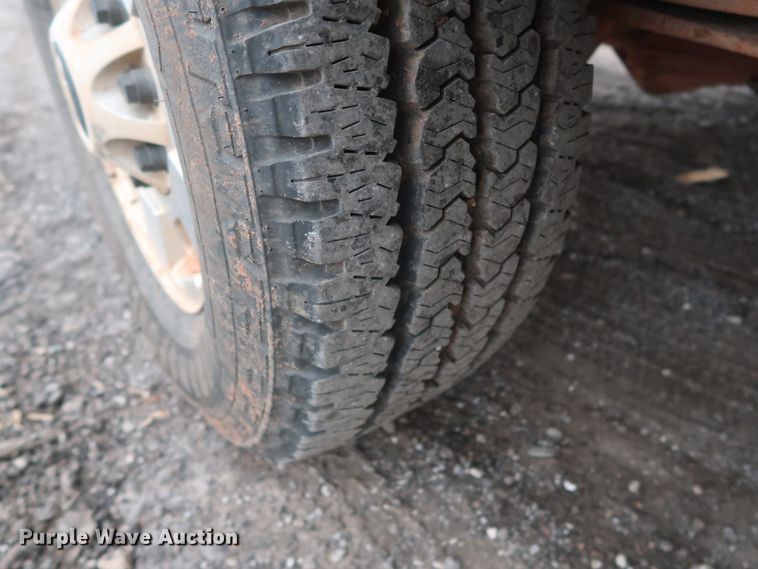 image for item GD9905 2011 Chevrolet Silverado 2500 Ext. Cab utility bed pickup truck