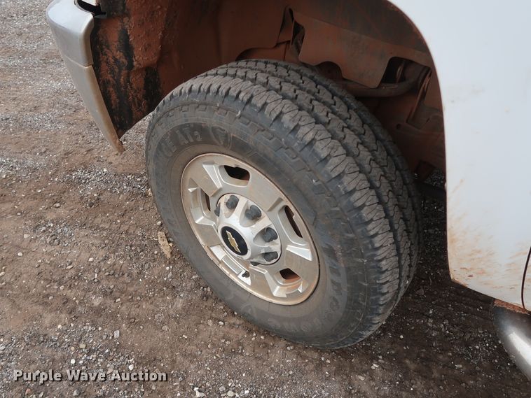 image for item GD9905 2011 Chevrolet Silverado 2500 Ext. Cab utility bed pickup truck