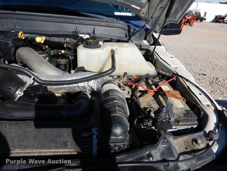 image for item GF9804 2012 Ford F550 Super Duty truck cab and chassis