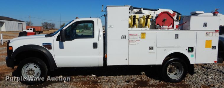 image for item GF9805 2010 Ford F550 Super Duty truck cab and chassis