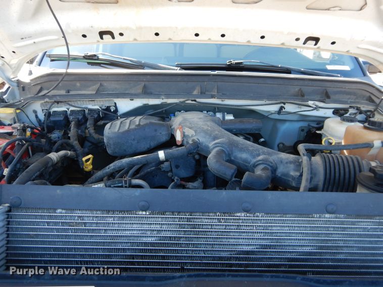 image for item GF9806 2012 Ford F450 Super Duty SuperCab truck cab and chassis