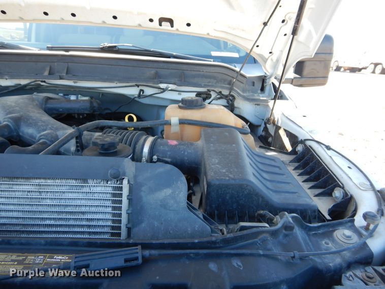 image for item GF9806 2012 Ford F450 Super Duty SuperCab truck cab and chassis