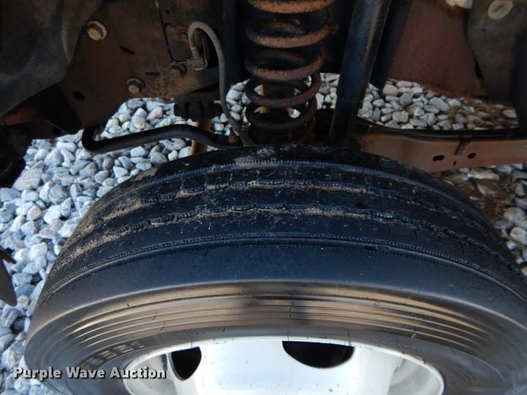 image for item GF9806 2012 Ford F450 Super Duty SuperCab truck cab and chassis