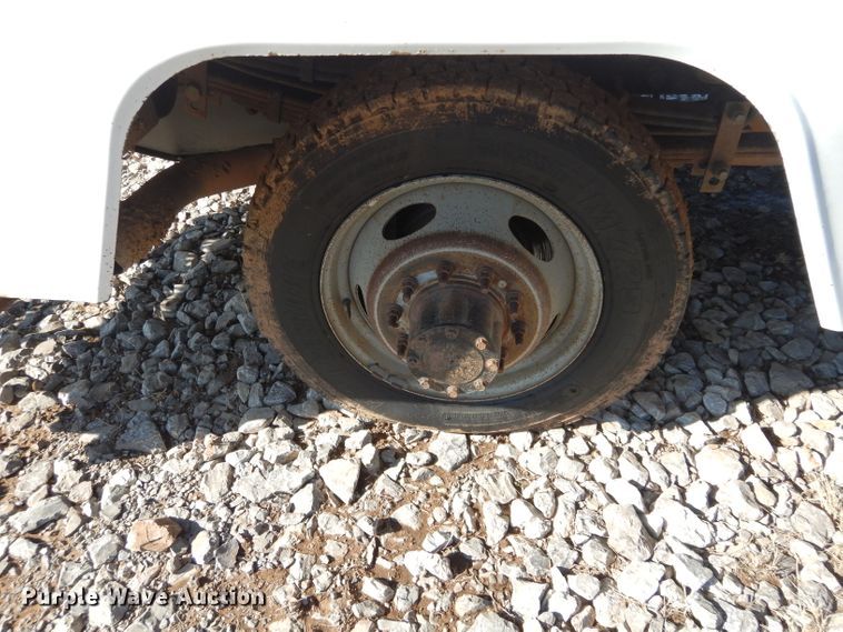 image for item GF9806 2012 Ford F450 Super Duty SuperCab truck cab and chassis